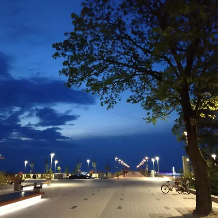 Kapitalny Przy Porcie W Kołobrzegu Z Rowerownią I Placem Zabaw Apartament *