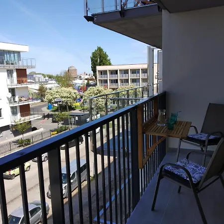 아파트 Kapitalny Przy Porcie W Kolobrzegu Z Rowerownia I Placem Zabaw 코워브제크