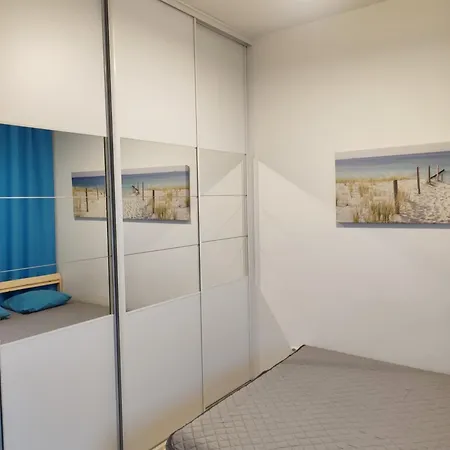 Kapitalny Przy Porcie W Kolobrzegu Z Rowerownia I Placem Zabaw